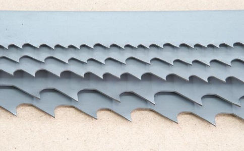 延庆带锯床上的钢丝刷，对于带锯条的重要性